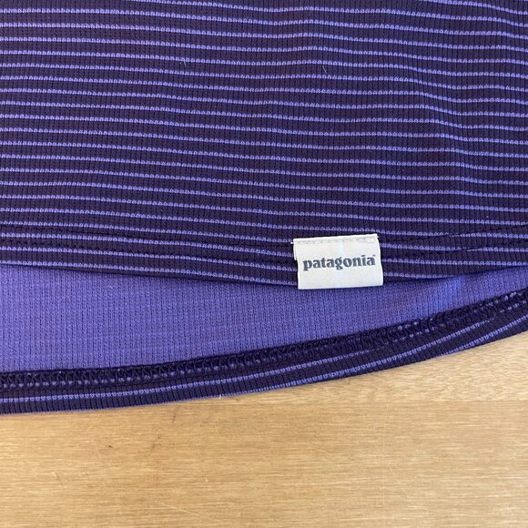 Patagonia W's Capilene® 3 Midweight 1/4 Zip-Neck, size large, purple stripe - Picture 5 of 6